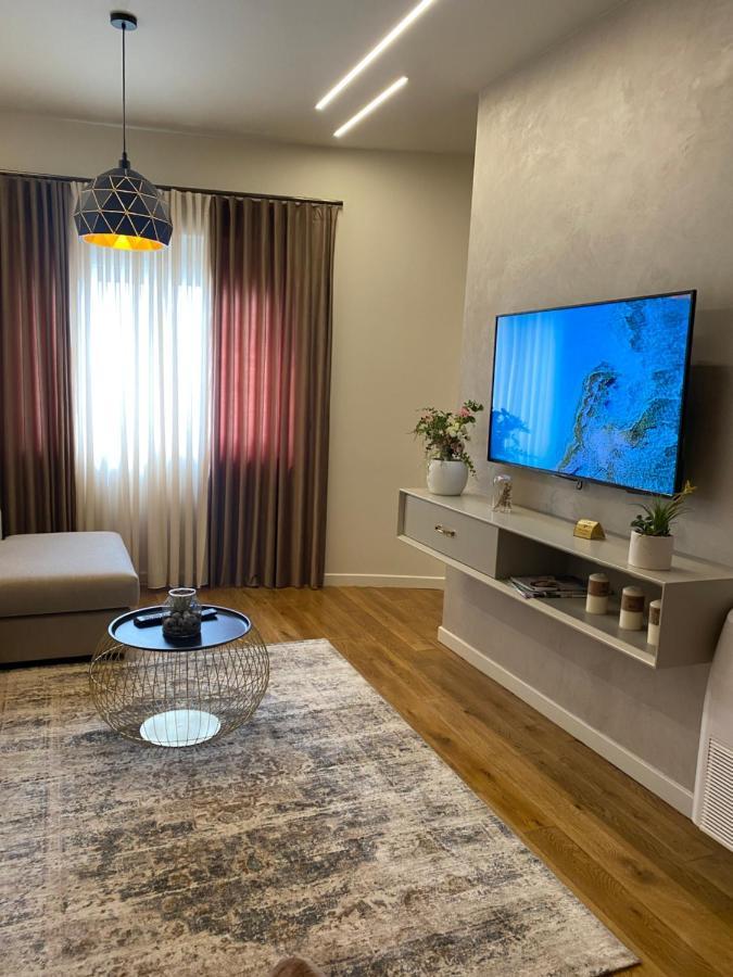 Comfort Apartament 21 Durres Exterior photo